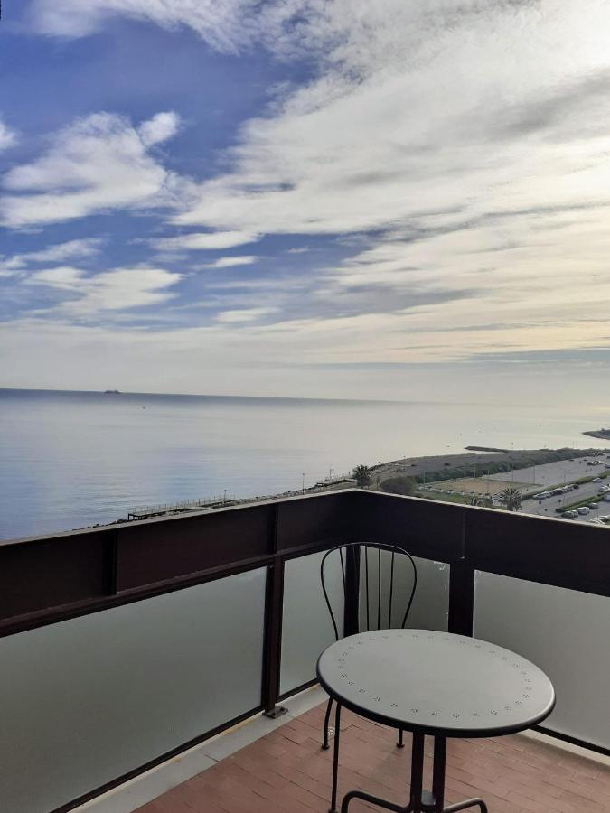 Attico Suite Spiaggia Bari Luaran gambar