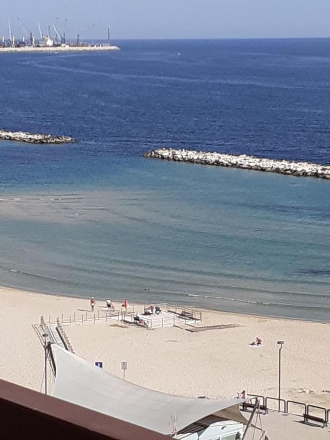 Attico Suite Spiaggia Bari Luaran gambar