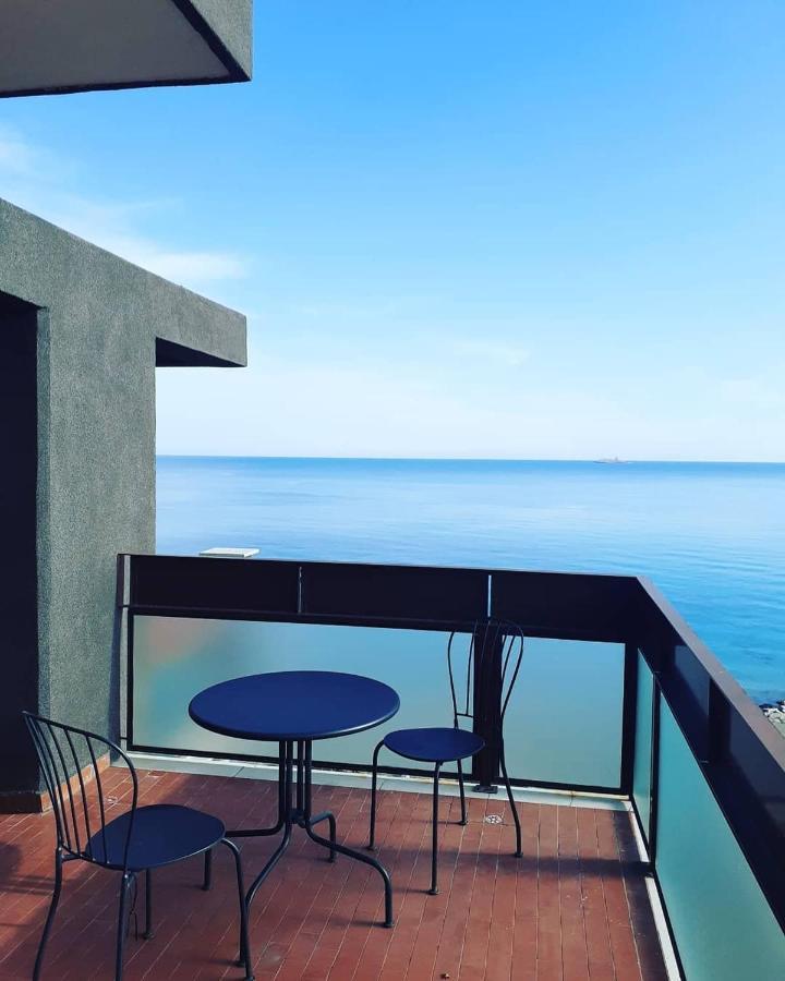 Attico Suite Spiaggia Bari Luaran gambar