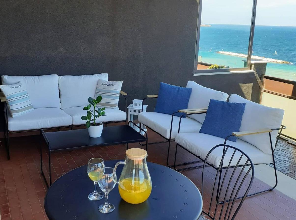 Attico Suite Spiaggia Bari Luaran gambar